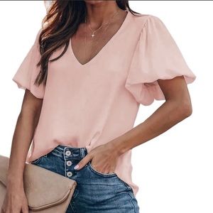 NWT! LIGHT PINK V-NECK SHORT SLEEVE BLOUSE!